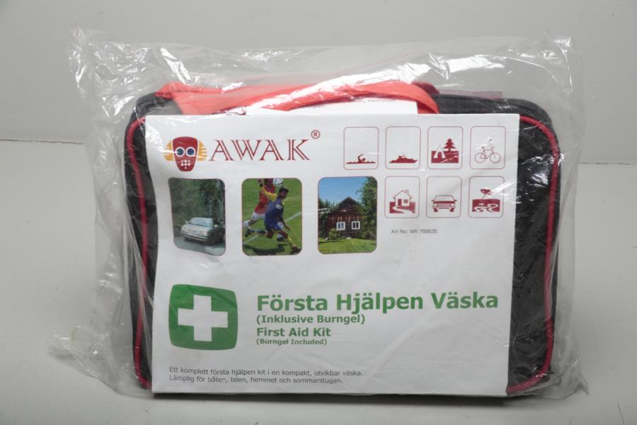 Första hjälpen väska AWAK_1622a_8dbb51e9f9743e8_lg.jpeg