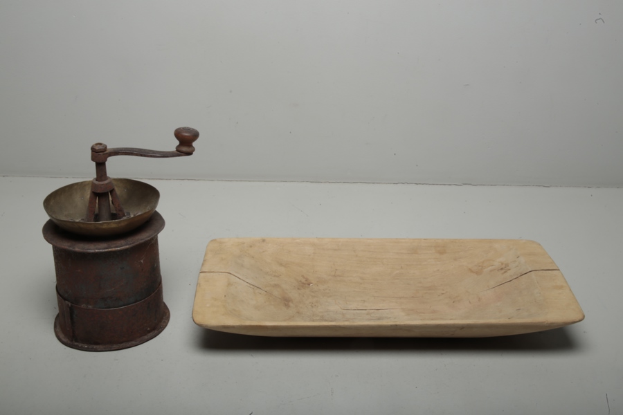 Kaffekvarn plåt, 1800-1900 tal + tråg_3407a_8dbe1376b51c042_lg.jpeg