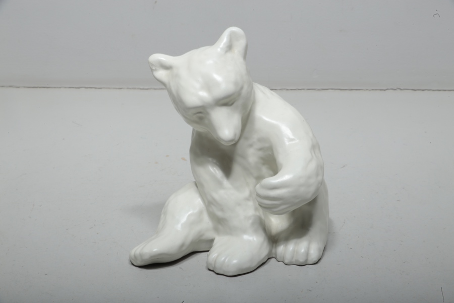 Figurin "sittande björn" tillskriven Vicke Lindstrand, Uppsala Ekeby_3823a_8dbe69ec4ecc1ec_lg.jpeg